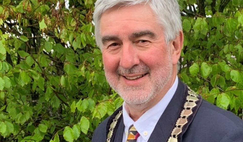 Ian Thomas
