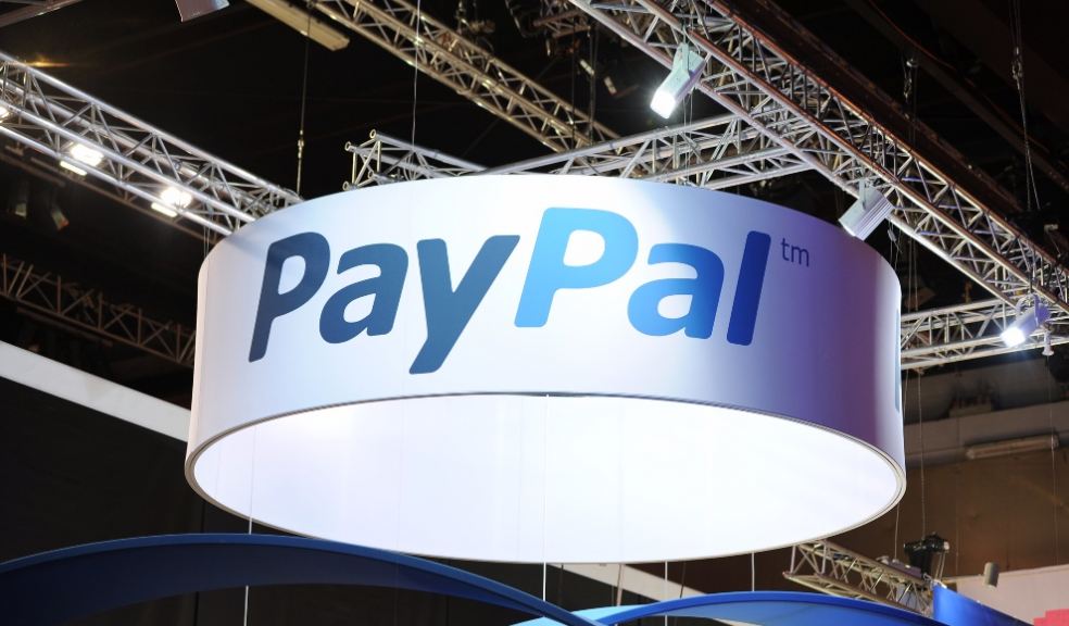 PayPal Booth (cc by 2.0) by Official Leweb Photos