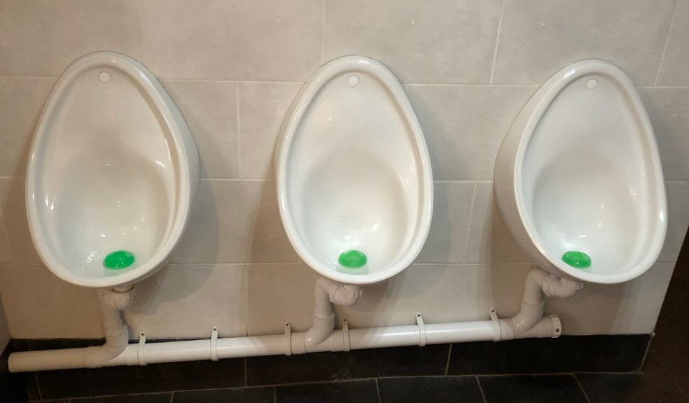 a bay of Smarti urinals