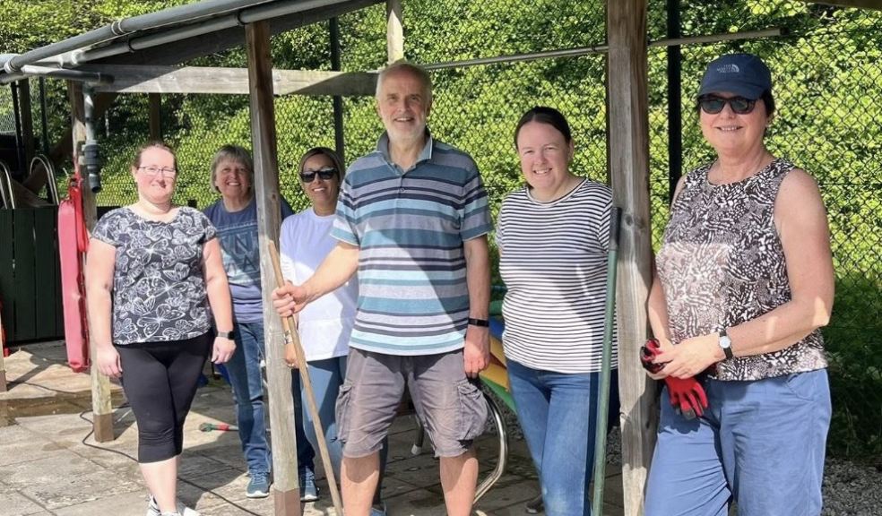 L-R Committee members, Steph, Sandie, Cass, Richard, Hayley and Jill from Bow Community Swimming Pool.