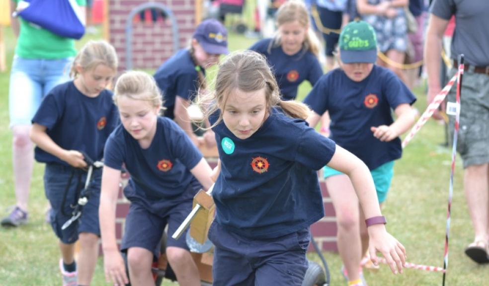 6th Britannia Cubs racing off the start line