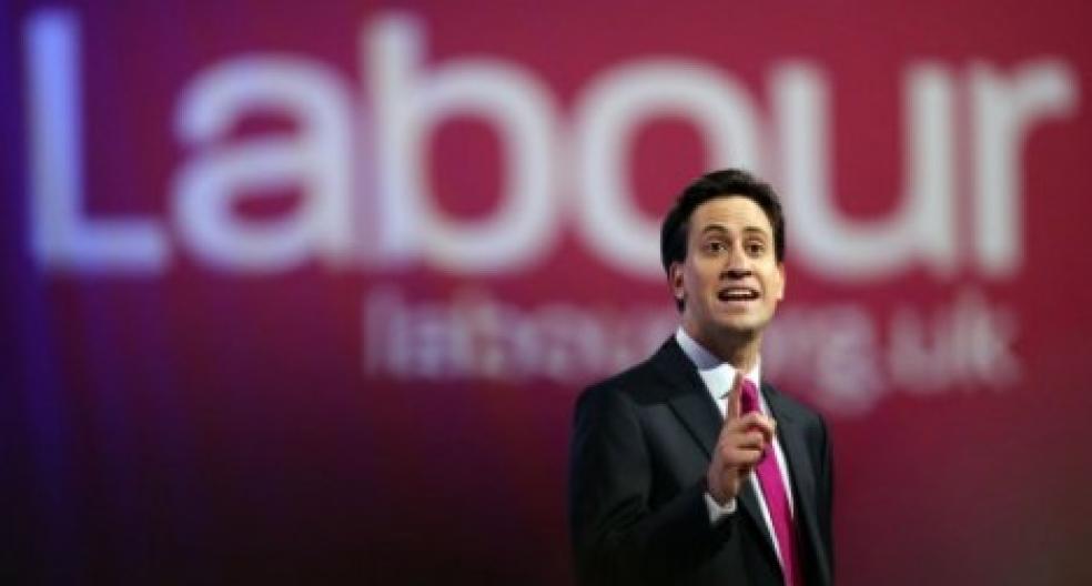 Miliband pledges to build homes and cut rates for small businesses