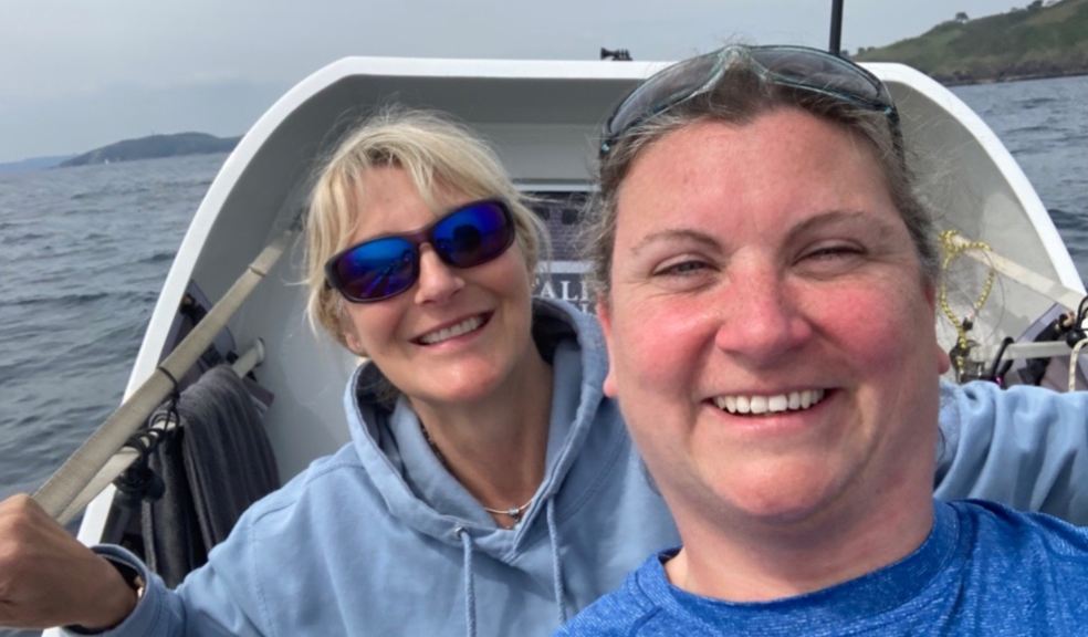 Elaine Theaker rowing for Wales Air Ambulance (left) and Ali Wannell rowing for Devon Air Ambulance