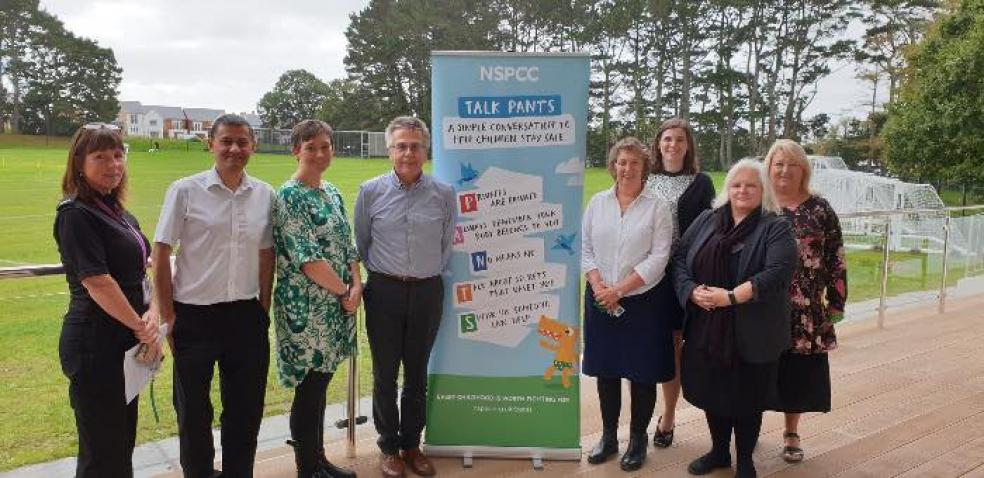 Helen Blacker (D&C Police), Dave Schwartz (Public Health), Corinne Picton (NSPCC), Donald Findlater, Julie Campbell, Shelley Shaw, Cllr Laing, Christine Hill (NSPCC)