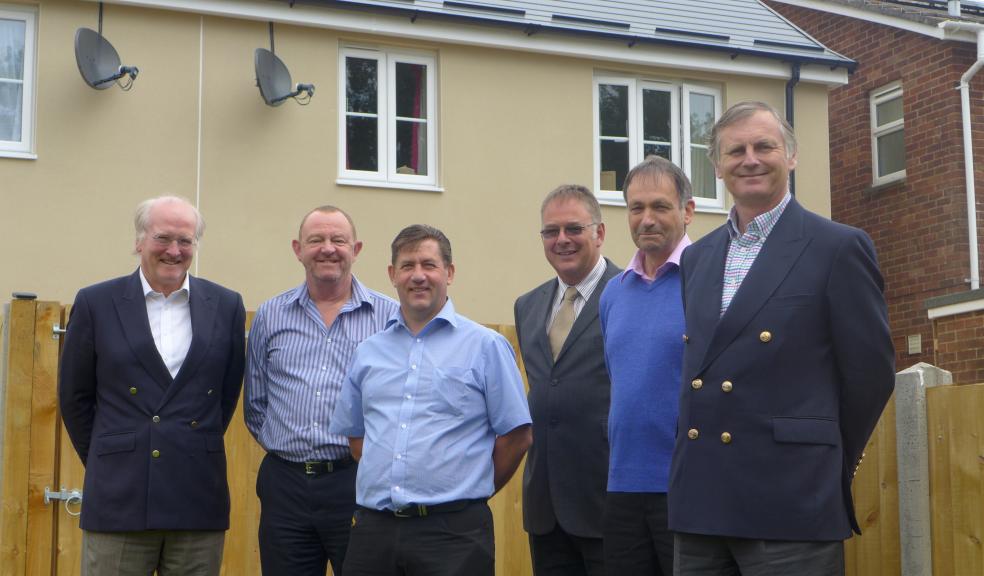 PHOTOGRAPH BY GLEN KING: Hamish Wilson – CEO MINUS7 / Mike Harrison – Director of Technical Services PHP / David Hood, Project Manager PHP / Andy Durant Contracts Manager – C G Fry & Son / Alastair Hunter – Chief Technology Officer, Minus7 / Martin Wright – Non-Executive Director – Minus7