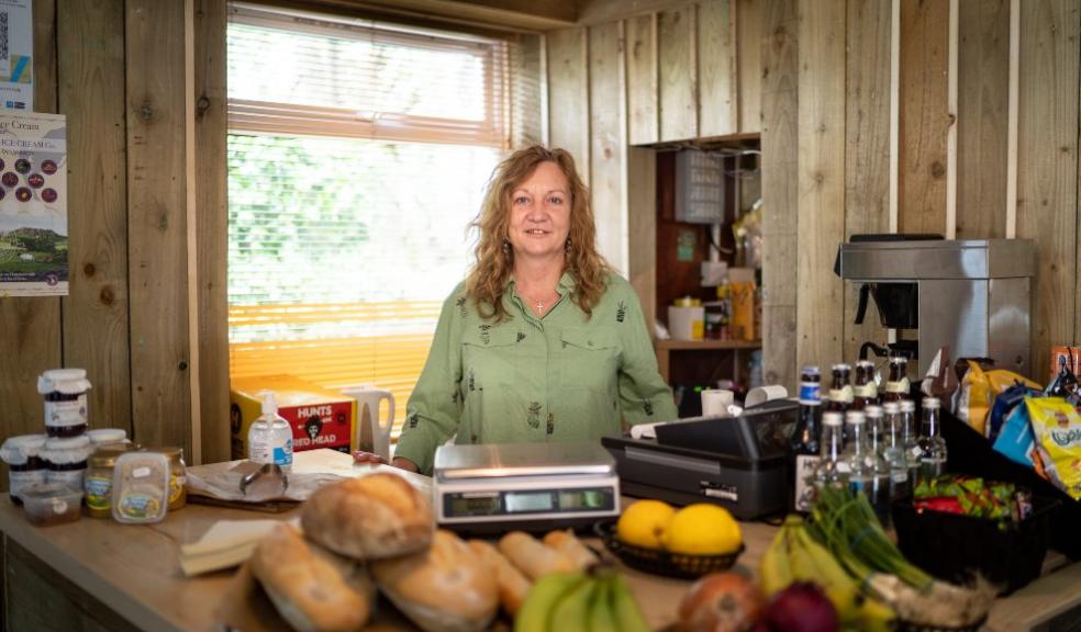 Devon publicans open farm shop and café to help support local residents
