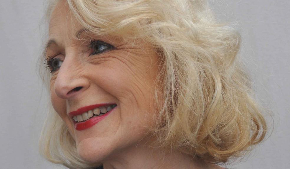 Joan Ellis
