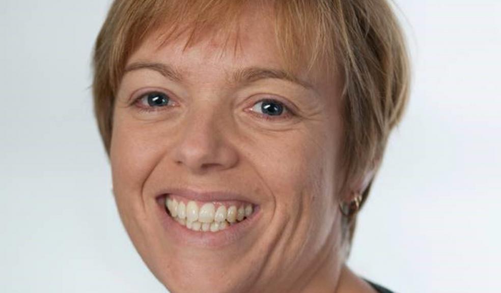 Joanne Paton