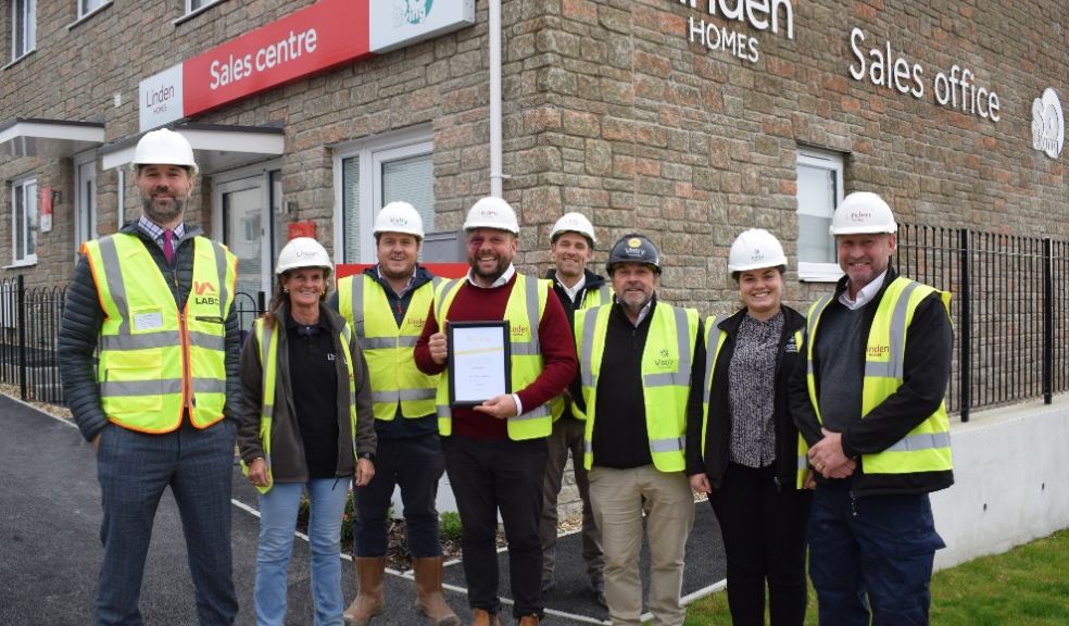 Yanni Sechatis receives The Bricks Site Recognition Award certificate from LABC Warranty’s Lee Thomas. From Left – Lee Thomas (LABC Warranty), Wendy Hobbs (Gatewoman, Vistry Partnerships South West), James Stride (Construction Manager, Vistry Partnerships South West), Yanni Sechatis (Project Manager, Vistry Partnerships South West), Wayne Chilcott (Assistant Site Manager, Vistry Partnerships South West), Bill Danks (Construction Director, Vistry Partnerships South West), Faye Allen (Assistant L