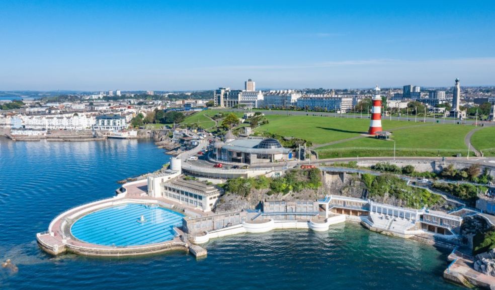 Plymouth Hoe. Credit Visit Plymouth.