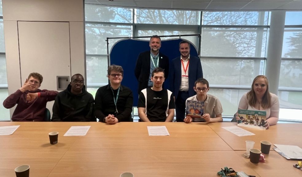 Simon Jupp MP with Deaf Academy Student Council and Principal