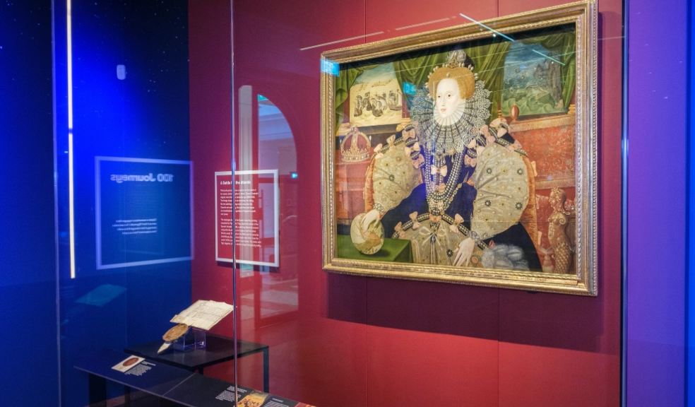 Portrait painting of Queen Elizabeth 1 in display case