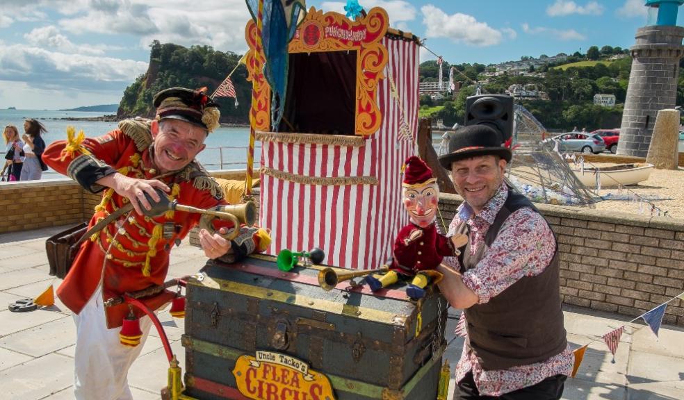 Tony Lidington and Howard Gayton (Exeter drama PhD student) on Teignmouth seafront last year. Photo by Snowphoto
