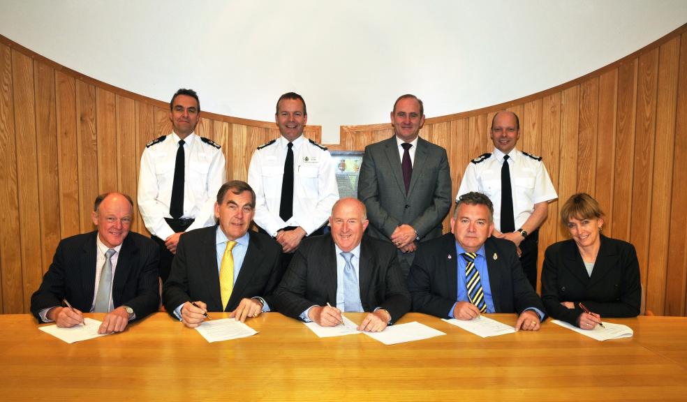 Police and Crime Commissioners and Chief Constables from the five south west forces have signed an agreement for Special Branch collaboration across the region