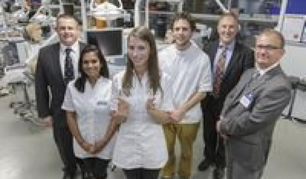 Left to right Dr. Tim O’Brien, Academic Clinical Fellow and Honorary Specialist Registrar in Restorative Dentistry, Plymouth University Peninsula School of Dentistry RCSEd representative; Samantha Jayaweera-Bandara, Final Year student, third in heat; Lucy Wright, Final Year student, first in heat; Alexander Pollard, Final Year student, second in heat; Dr Malcolm Bruce, Associate Professor, Plymouth University Peninsula Schoolof Dentistry; and Dr Matthew Moore, Consultant Orthodontist, Royal Devon & Exeter Foundation NHS Trust, RCSEd external representative