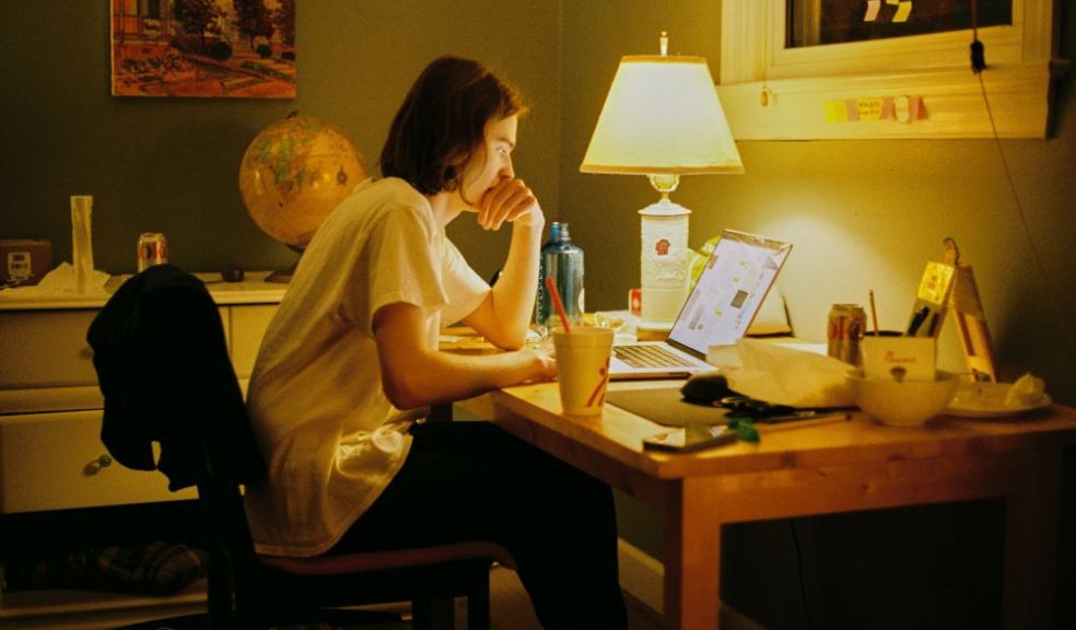 Online school could be an alternative to mainstream school for many young people 