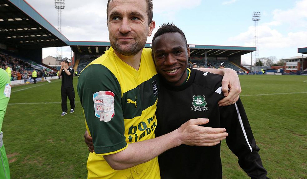 Paul Wotton with Onismor Bhasera. Image courtesy of Plymouth Argyle FC