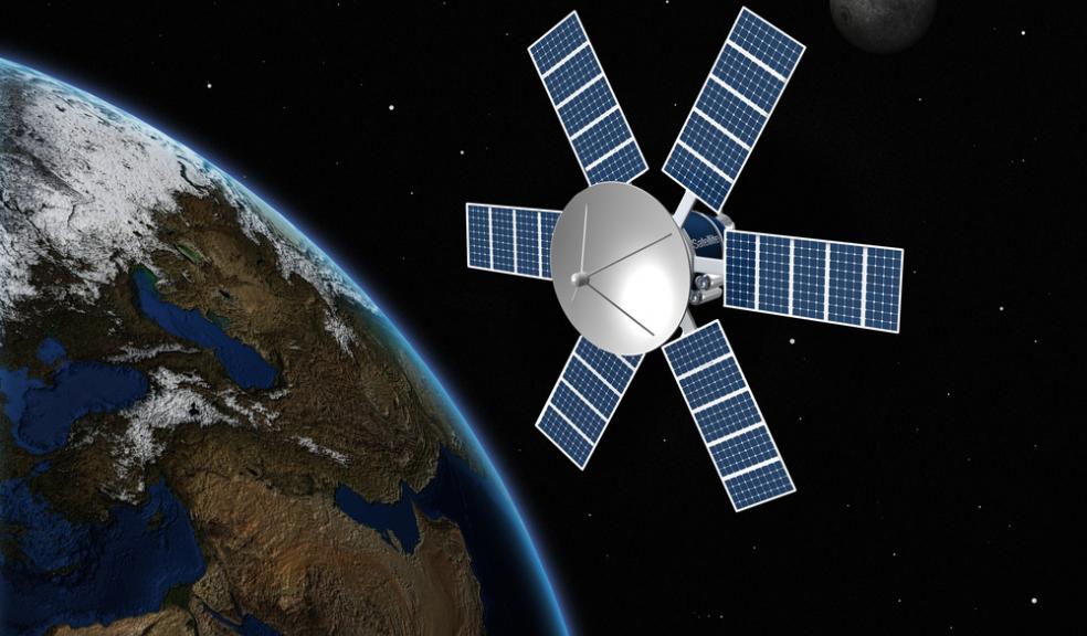 A team of University staff and students has received global praise from NASA for its innovative idea to control cameras on-board a space satellite and relay live data to mobile devices.