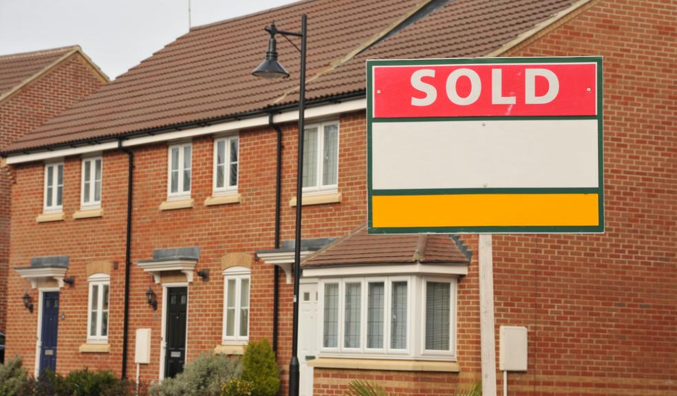 UK house prices up 5.4% in year-on-year comparison