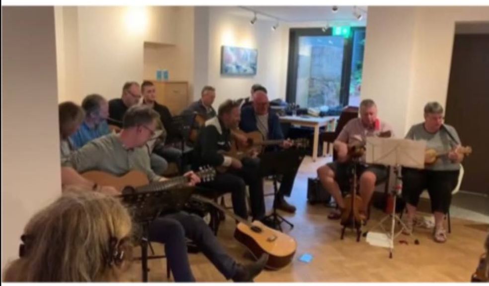 Photo caption: Crediton Strummers.