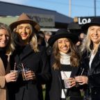 Exeter Racecourse set for stylish season finale at Heavitree Brewery Ladies Night