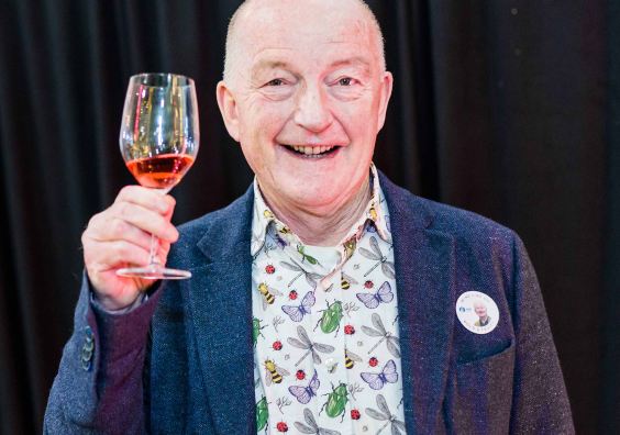 Oz Clarke OBE.