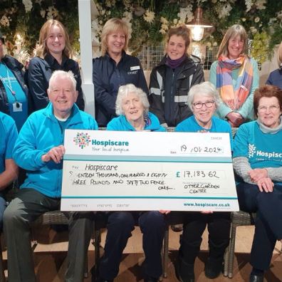 Fundraisers from Hospiscare and Otter Garden Centre