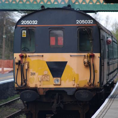 A train arriving at Okehampton Station