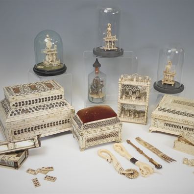 Miniatures carved by French POW