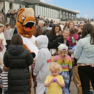 Goody bags, Easter eggs and family fun at Exeter Racecourse this Tuesday Goody bags, Easter eggs and family fun at Exeter Racecourse this Tuesday