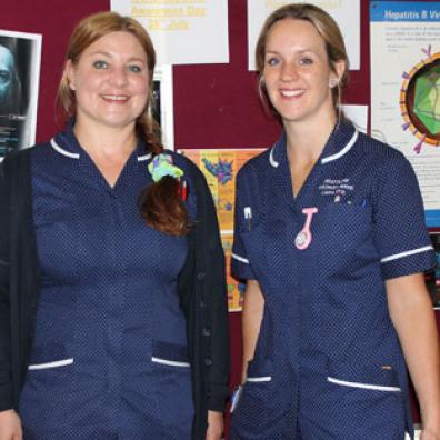 Lynsey O'Para (left) and Laura Fice (right)