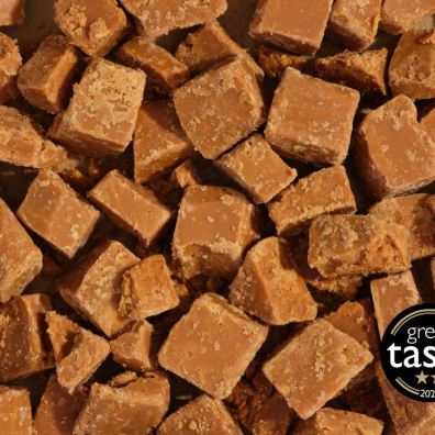 oly’s 2-star Great Taste award-winning Vanilla Clotted Cream Fudge